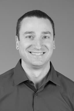 Grayson Milbourne headshot