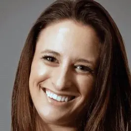 Lauren Beliveau headshot