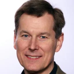 Phil Wandrei headshot