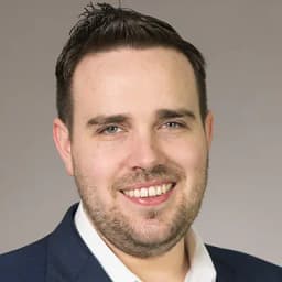 Tyler-Moffitt headshot